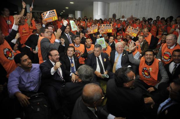 Sindicalistas pressionam, enquanto governo tenta evitar mudança na aposentadoria José Cruz/Agência Brasil
