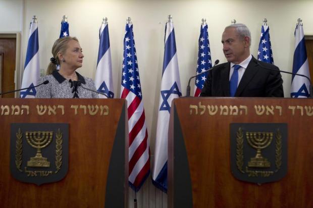 Secretária de Estado americana reafirma compromisso dos EUA com Israel Baz Ratner/AP Secretária de Estado americana reafirma compromisso dos EUA com Israel Baz Ratner/AP