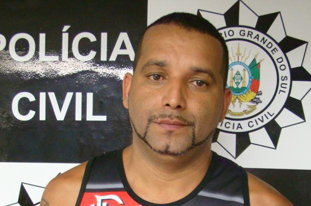 Procurado pela Justiça catarinense é preso na Vila Americana, em Alvorada Divulgação/clicRBS Procurado pela Justiça catarinense é preso na Vila Americana, em Alvorada Divulgação/clicRBS
