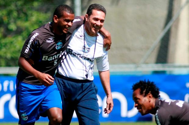 Feliz pela renovação, Luxa concederá entrevista ao lado de Koff nesta tarde Wesley Santos, PressDigital/