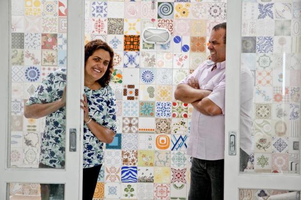 Loja em São José reúne quatro mil azulejos fora de linha e peças raras Jessé Giotti/Agencia RBS Loja em São José reúne quatro mil azulejos fora de linha e peças raras Jessé Giotti/Agencia RBS