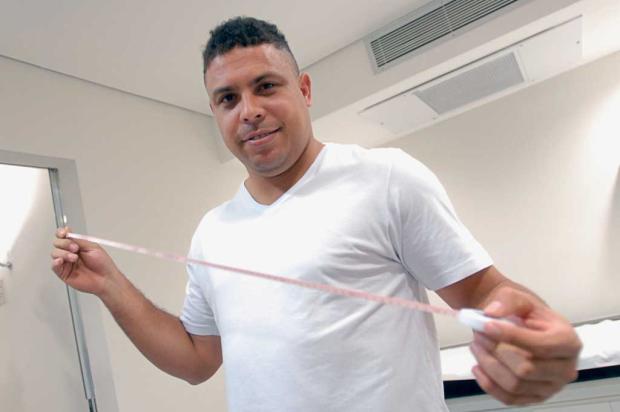 Mesmo em dieta, Ronaldo descarta voltar ao Corinthians Zé Paulo Cardea/Rede Globo/Divulgação/ Mesmo em dieta, Ronaldo descarta voltar ao Corinthians Zé Paulo Cardea/Rede Globo/Divulgação/