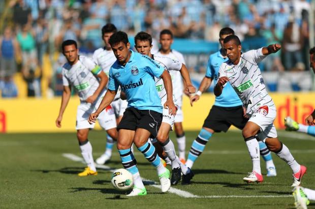 Grêmio vence, mas depende do Gre-Nal para vaga direta na Libertadores futebol,figueirense,orlando scarpelli,esporte,grêmio/Agencia RBS Grêmio vence, mas depende do Gre-Nal para vaga direta na Libertadores futebol,figueirense,orlando scarpelli,esporte,grêmio/Agencia RBS