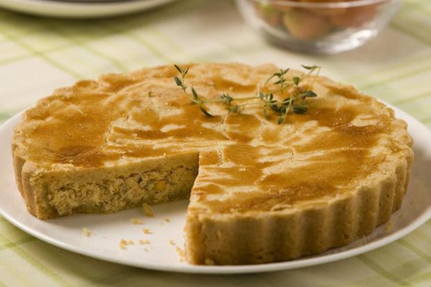 Prepare uma torta frango para o lanche Ver Descrição/Ver Descrição Prepare uma torta frango para o lanche Ver Descrição/Ver Descrição