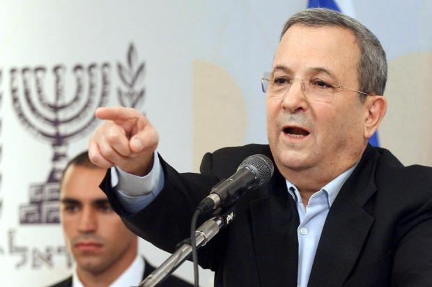 Ministro da Defesa de Israel anuncia que irá abandonar a política RONI SCHUTZER/AFP