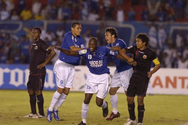 Novo Hamburgo anuncia defensor ex-Cruzeiro-MG Ver Descrição/Ver Descrição