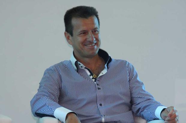 Dunga se reúne com Luigi e acerto do novo técnico pode ocorrer nas próximas horas Ronald Mendes/Agência RBS/ Dunga se reúne com Luigi e acerto do novo técnico pode ocorrer nas próximas horas Ronald Mendes/Agência RBS/