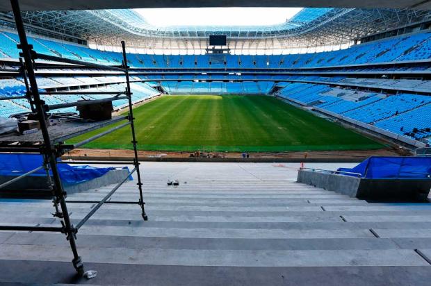 BM e Bombeiros exigem Arena com 100% de cadeiras e avalanche não acontecerá no estádio Félix Zucco/Agência RBS/ BM e Bombeiros exigem Arena com 100% de cadeiras e avalanche não acontecerá no estádio Félix Zucco/Agência RBS/
