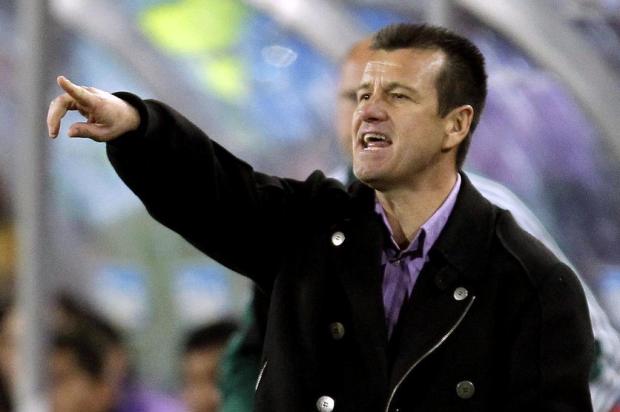 Luigi e Dunga se reúnem nesta tarde Matt Dunham/AP Luigi e Dunga se reúnem nesta tarde Matt Dunham/AP