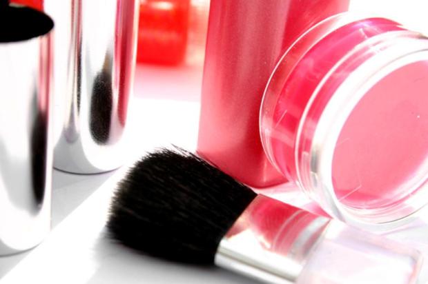 Segundo Ibope, brasileiro gasta R$ 36 bi com produtos de beleza no ano Stock Photos/Divulgação