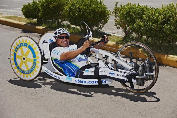 Conheça o atleta paralímpico que se prepara para uma ultramaratona de 200 quilômetros Heron Lopes Jr./Especial