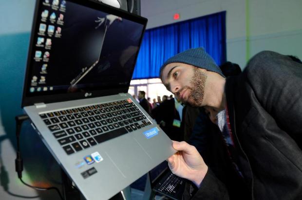 Venda de computadores no terceiro trimestre cai em relação a 2011 David Becker/AFP