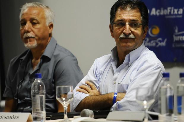Otimista, René Simões fala sobre negociações com Zé Love e Nei Julio Cavalheiro/Agencia RBS Otimista, René Simões fala sobre negociações com Zé Love e Nei Julio Cavalheiro/Agencia RBS