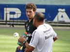 Luxa abre treino no final e aponta time completo: "Todos estão em condições" Guilherme Becker/
