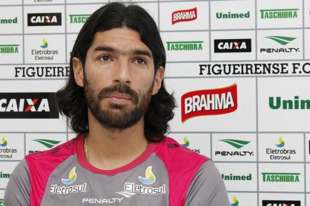 Loco Abreu revela acerto financeiro com Nacional e quer voltar para casa Luiz Henrique/Assessoria Figueirense Futebol Clube