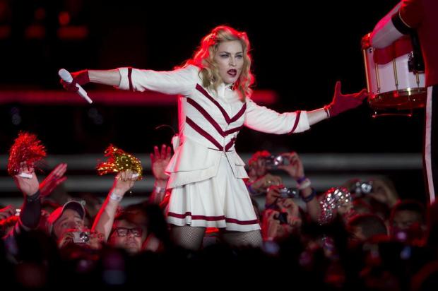 Show de Madonna no Rio começa com três horas de atraso Silvia Izquierdo/AP Show de Madonna no Rio começa com três horas de atraso Silvia Izquierdo/AP