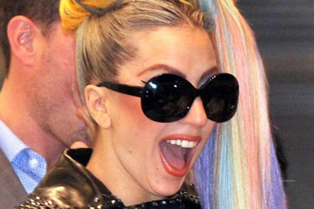 Lady Gaga adquire peças de Michael Jackson em leilão FILES / DANIEL ROLAND/AFP Photo Lady Gaga adquire peças de Michael Jackson em leilão FILES / DANIEL ROLAND/AFP Photo
