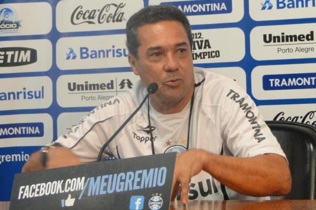 Luxa diz que Bertoglio está recuperado e trata reforços como "assunto interno" Guilherme Becker/AgênciaRBS Luxa diz que Bertoglio está recuperado e trata reforços como "assunto interno" Guilherme Becker/AgênciaRBS