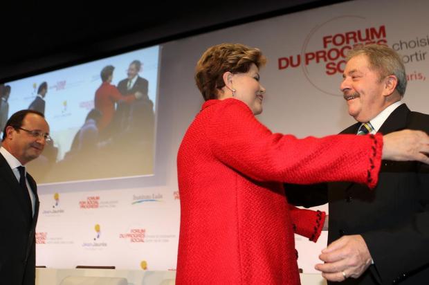 Em Paris, Lula não se pronuncia sobre novas denúncias de Marcos Valério  Ricardo Stuckert/Instituto Lula