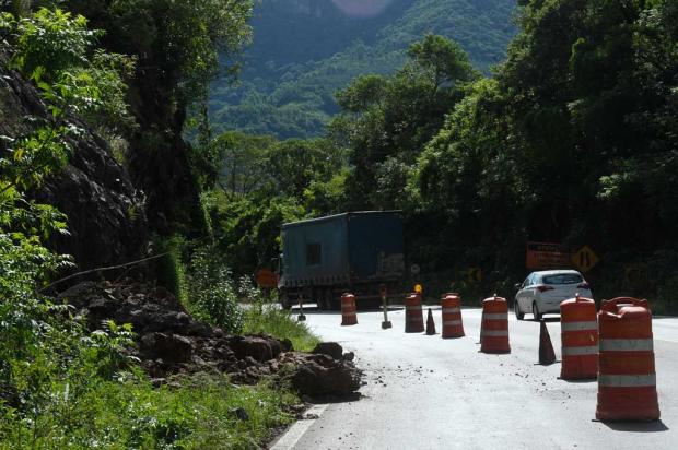 RS-122 será bloqueada às 17h desta terça-feira em Farroupilha Juan Barbosa, Agência RBS/ RS-122 será bloqueada às 17h desta terça-feira em Farroupilha Juan Barbosa, Agência RBS/