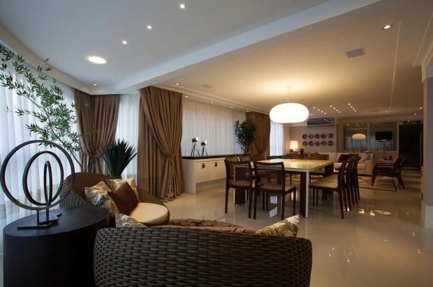 Tons suaves e aconchegantes revelam sóbria elegância em projeto de interiores Daniela Buzzi/Divulgação Tons suaves e aconchegantes revelam sóbria elegância em projeto de interiores Daniela Buzzi/Divulgação