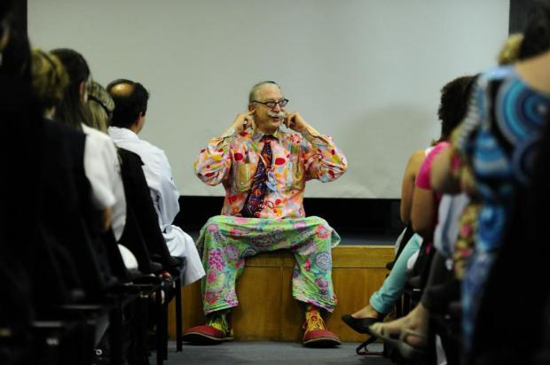 Patch Adams está em Porto Alegre e ensina que o riso não é o melhor remédio Mauro Vieira/Agencia RBS