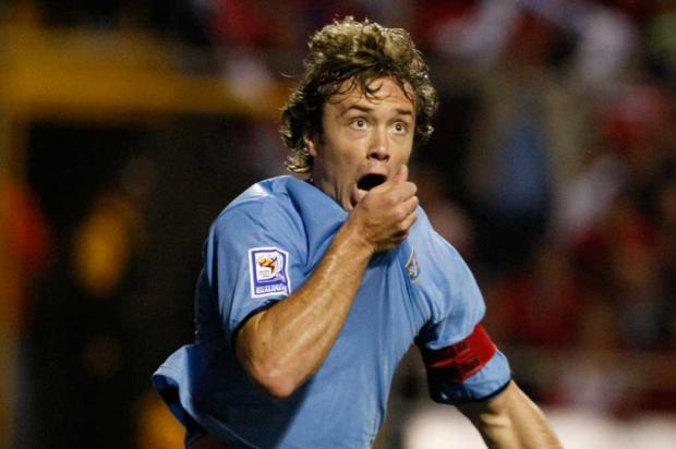 Nome do cofre do Grêmio, Lugano fecha transferência para o Málaga AP Photo/Fernando Vergara/ Nome do cofre do Grêmio, Lugano fecha transferência para o Málaga AP Photo/Fernando Vergara/
