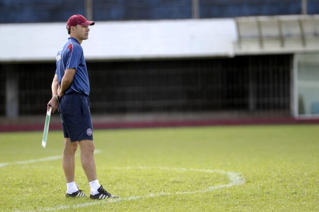 Caxias é goleado pelo Cerâmica no último teste antes da estreia Porthus Junior /