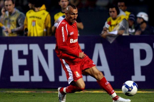 Segundo diário argentino, Guiñazu quer voltar ao seu país Ver Descrição/Ver Descrição Segundo diário argentino, Guiñazu quer voltar ao seu país Ver Descrição/Ver Descrição
