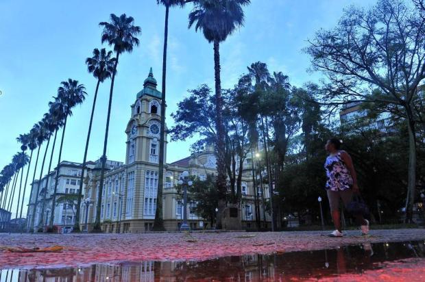 Depois de uma madrugada de temporais, segunda-feira será de sol e calor no RS Carlos Macedo/Especial