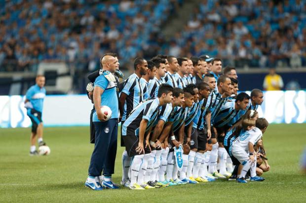 Grêmio pega LDU na primeira fase e, se avançar, fica no grupo do Fluminense Diego Vara/Agência RBS/ Grêmio pega LDU na primeira fase e, se avançar, fica no grupo do Fluminense Diego Vara/Agência RBS/