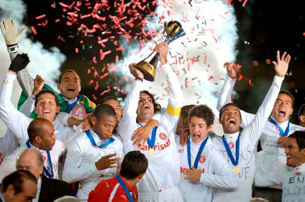 Há seis anos, Inter conquistava o Mundial de Clubes ao vencer o Barcelona Robert Gilhooly/EFE/BD/ Há seis anos, Inter conquistava o Mundial de Clubes ao vencer o Barcelona Robert Gilhooly/EFE/BD/