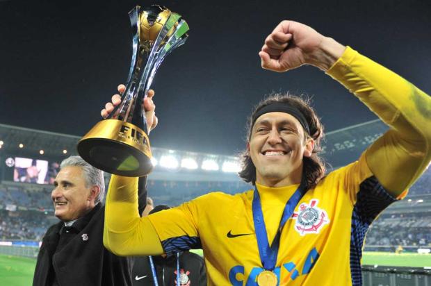 Bi mundial, Corinthians chegará ao Brasil na manhã desta terça-feira AFP PHOTO / KAZUHIRO NOGI /