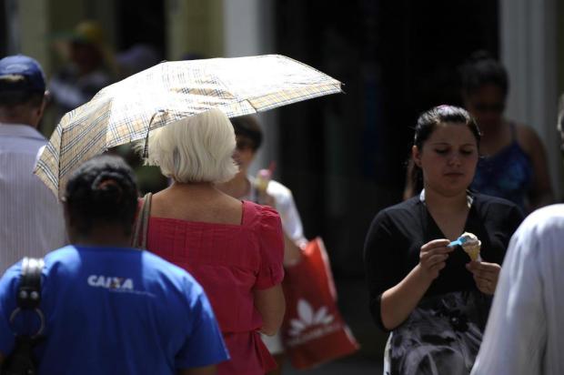 Frente fria "estaciona" sobre o RS nesta terça e deixa o tempo chuvoso até sábado Maicon Damasceno/Agencia RBS