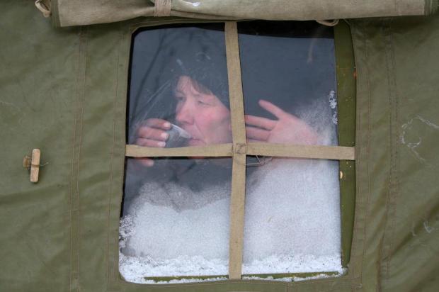 Frio de 50ºC abaixo de zero causa mais de 20 mortes em um dia na Europa ALEXANDER  KHUDOTEPLY/AFP