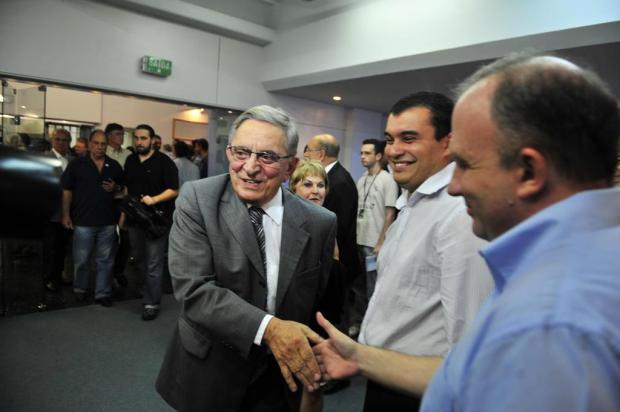 Emocionado, Fábio Koff toma posse como presidente do Grêmio no Olímpico Lauro Alves/Agencia RBS Emocionado, Fábio Koff toma posse como presidente do Grêmio no Olímpico Lauro Alves/Agencia RBS