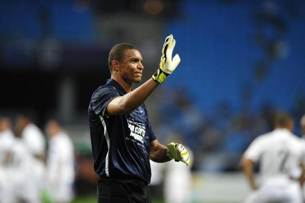 Reforço do Grêmio, Dida sai de campo com dores no Jogo Contra a Pobreza Diego Vara/Agencia RBS