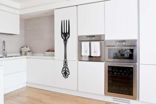 Adesivos de variadas estampas decoram de acordo com a necessidade Kustomize/Divulgação Adesivos de variadas estampas decoram de acordo com a necessidade Kustomize/Divulgação