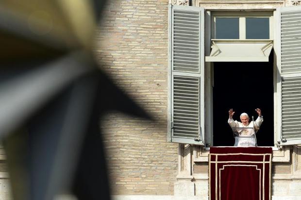 Papa pede que católicos visitem idosos, doentes, presos e crianças no Natal Alberto Pizzoli/AFP Papa pede que católicos visitem idosos, doentes, presos e crianças no Natal Alberto Pizzoli/AFP