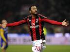 Robinho discute com técnico do Milan e é expulso do treino OLIVIER MORIN/AFP