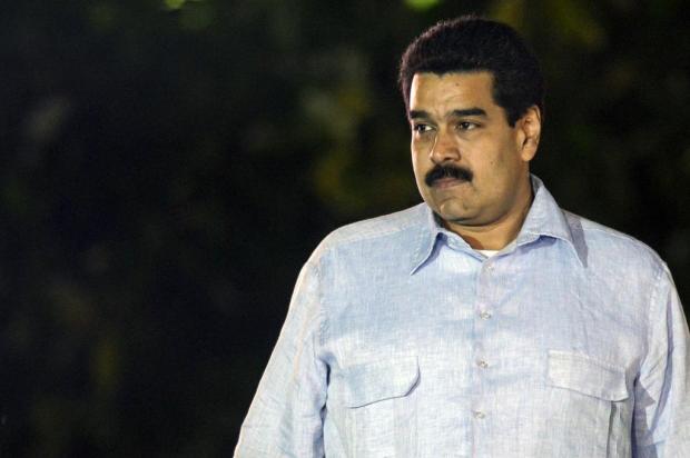 Chávez amplia poderes do vice-presidente Leo RAMIREZ/AFP Chávez amplia poderes do vice-presidente Leo RAMIREZ/AFP