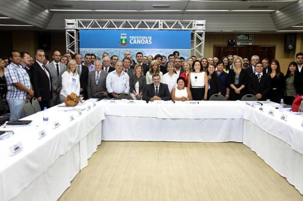 Prefeito de Canoas Jairo Jorge renova 86% do secretariado, mas mantém privilégio à base aliada Ireno Jardim/Divulgação Prefeito de Canoas Jairo Jorge renova 86% do secretariado, mas mantém privilégio à base aliada Ireno Jardim/Divulgação