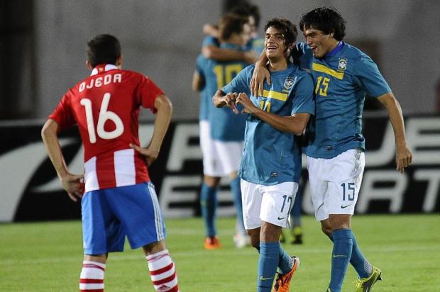 Misael e Leandro são convocados para Sul-Americano Sub-20 Rodrigo Buendía/AFP