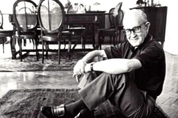 Dicionário temático organiza em verbetes trechos da obra de Drummond Carlos Drummond de Andrade/Divulgação Dicionário temático organiza em verbetes trechos da obra de Drummond Carlos Drummond de Andrade/Divulgação