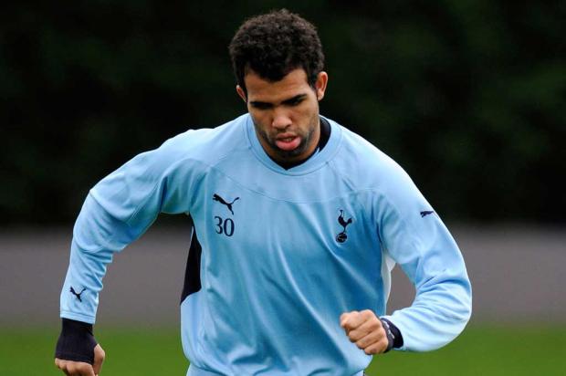 Sandro acredita que o Tottenham pode brigar pelo título inglês AFP PHOTO/GLYN KIRK/