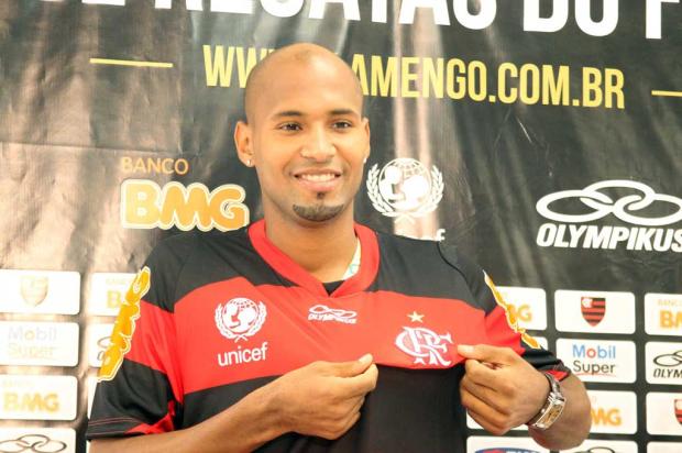 Para compor o elenco, Inter pode contratar dois laterais-direitos Maurício Val , VIPCOMM/