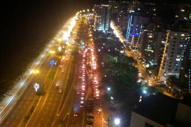 Rodovias de Florianópolis têm 7 km de filas para Jurerê Internacional Ricardo Wolffenbüttel/Agencia RBS
