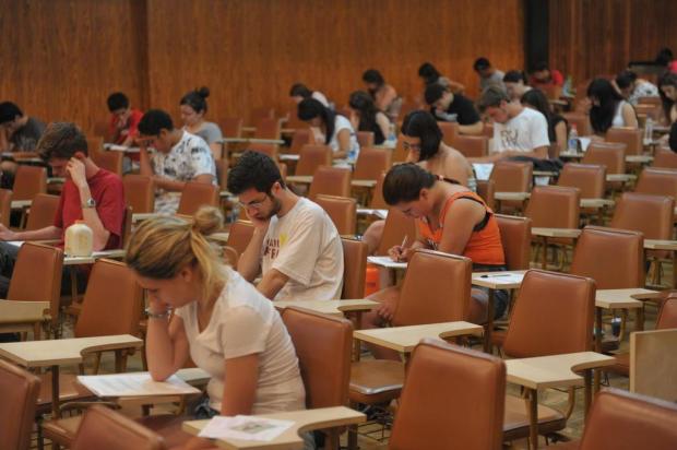 Nota do Enem não será usada pela Universidade Federal de Santa Maria Jean Pimentel/Agencia RBS Nota do Enem não será usada pela Universidade Federal de Santa Maria Jean Pimentel/Agencia RBS