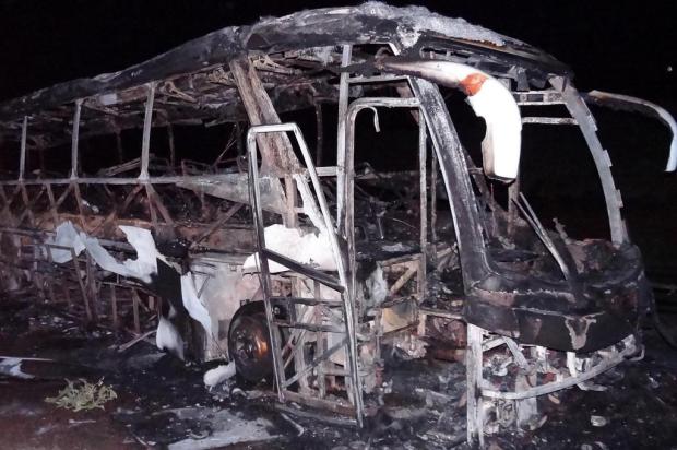 Ônibus com destino a Porto Alegre pega fogo em São Pedro do Sul Rafael Nemitz/Especial