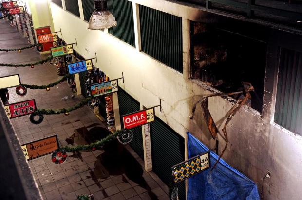 Equipamento automático de combate a incêndios instalado no Mercado Público de Florianópolis falhou Guto Kuerten/Agencia RBS Equipamento automático de combate a incêndios instalado no Mercado Público de Florianópolis falhou Guto Kuerten/Agencia RBS